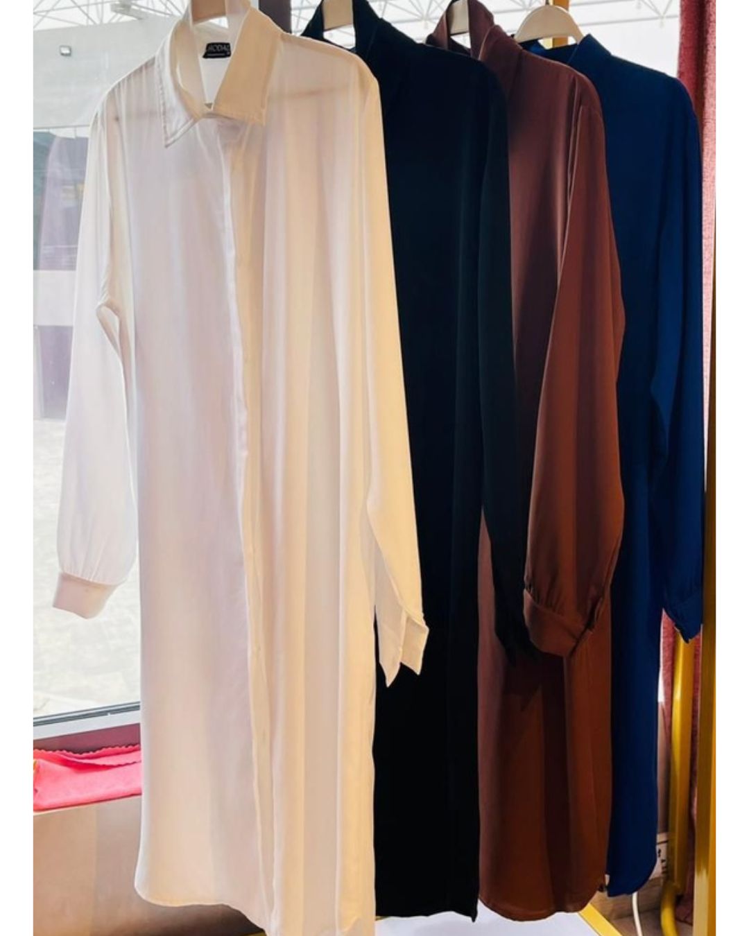 Long Shirt Chimes - White