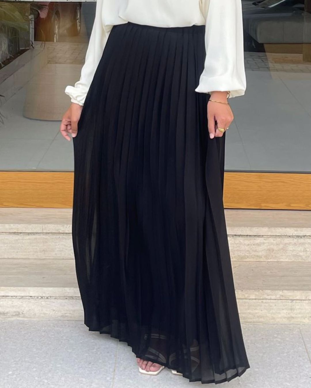 Plain Chiffon Pleated Skirt - Black