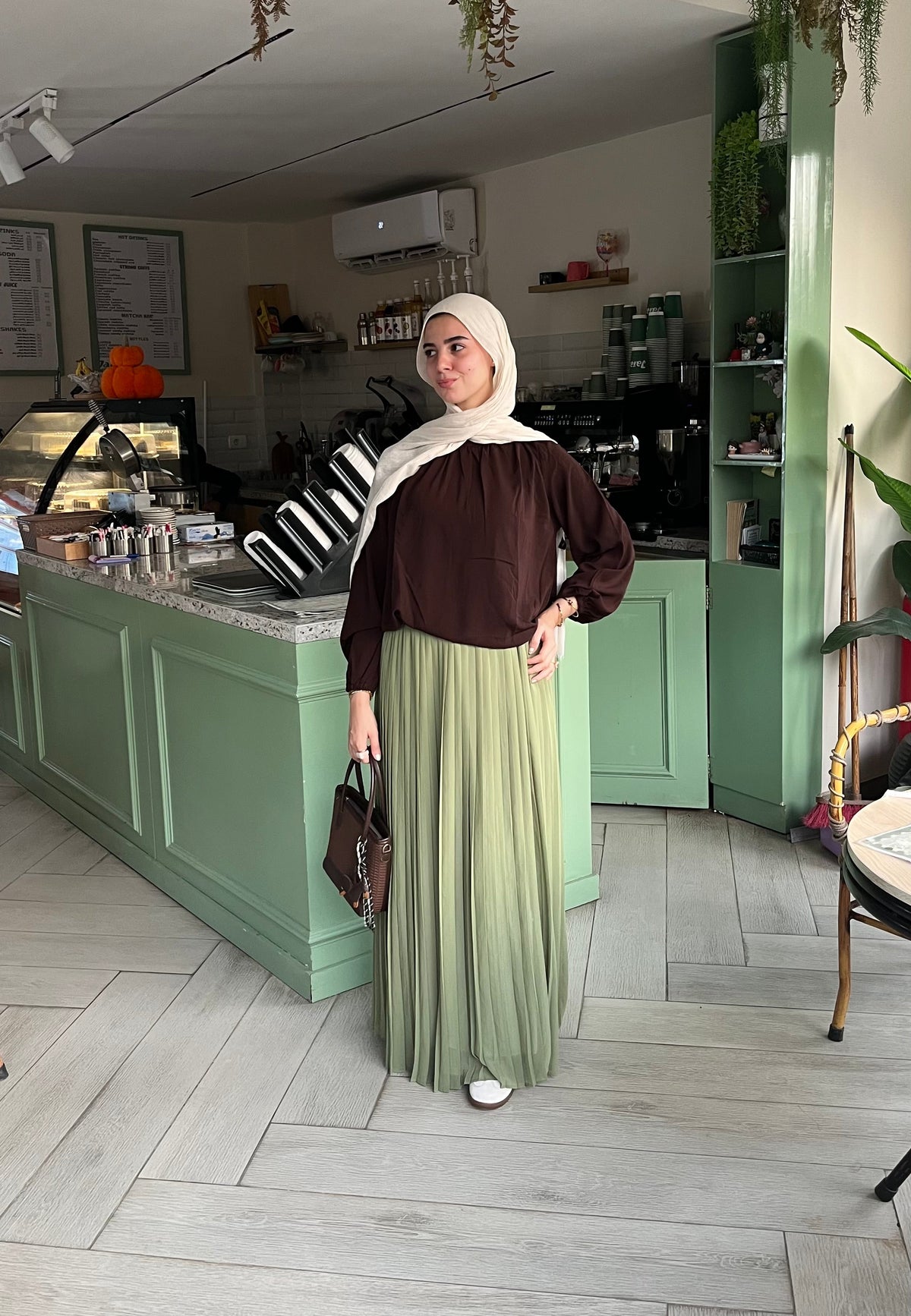 Plain Chiffon Pleated Skirt - Olive